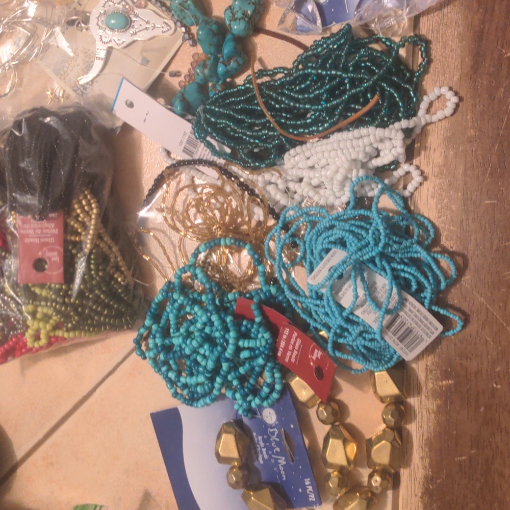 Jewelry Making Bundle - Picture 3 of 11